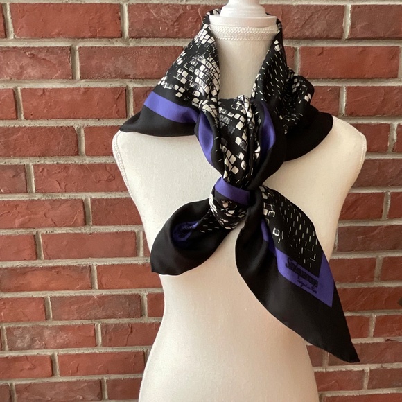 Sinequanone Paris Black White Geometric Print Silk Scarf Signed Hand-rolled NEW - Picture 14 of 15